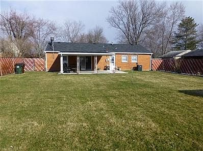 2nd image of 252 Lutz Dr