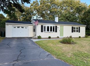 52 James St, Bellingham, MA 02019