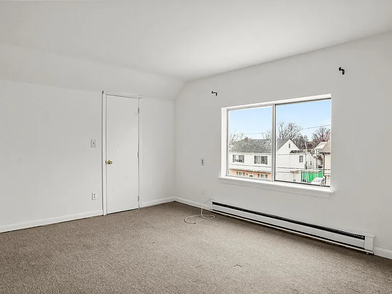 18 Beal St #3 — Photo 13