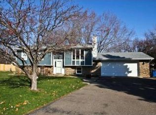 1423 76th Ave NE, Fridley, MN 55432