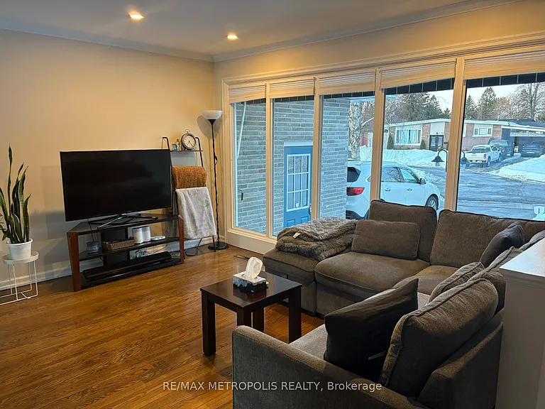 129 Briar Ct — Photo 9