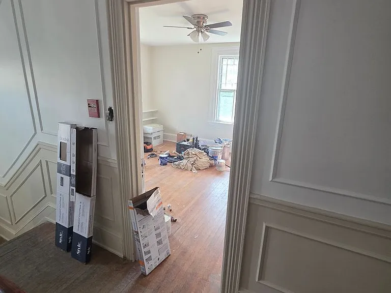 1858 Guernsey Ave — Photo 17