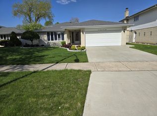 10408 S Knox Ave, Oak Lawn, IL 60453