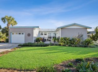 829 Tarpon Dr, Fort Walton Beach, FL 32548