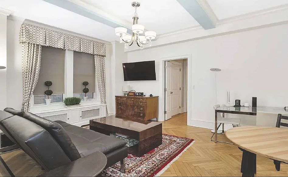 1st image of 1060 Park Ave APT 6B