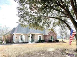 9353 Jeff St, Gonzales, LA 70737