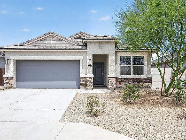 2419 S 239th Dr — Photo 15