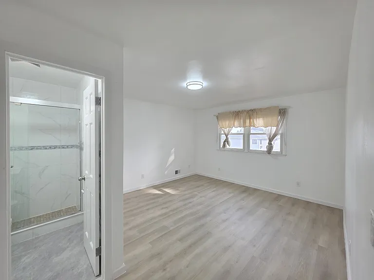 68 Cranford St #2 — Photo 10