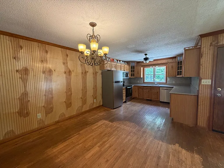 5126 Hickory Grove Rd — Photo 11