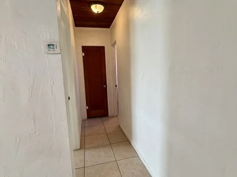 925 E Turney Ave — Photo 37