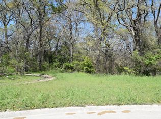 156 Ty Ln, Azle, TX 76020