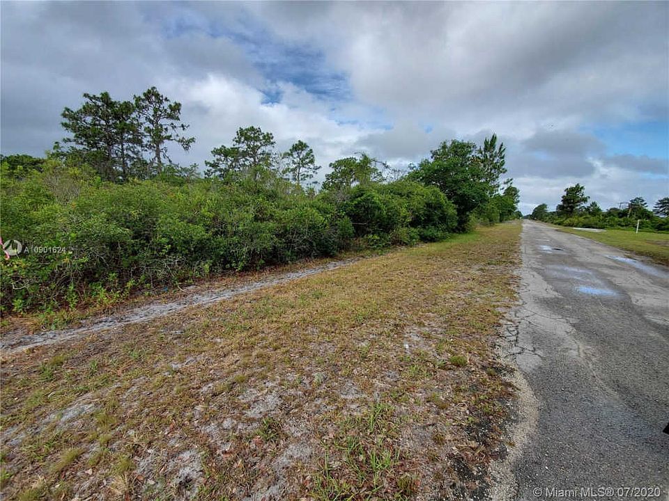 1st image of 19 Bougainvillea Dr