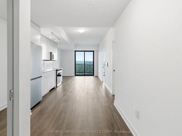 2075 Lakeshore Rd #1211 — Photo 6