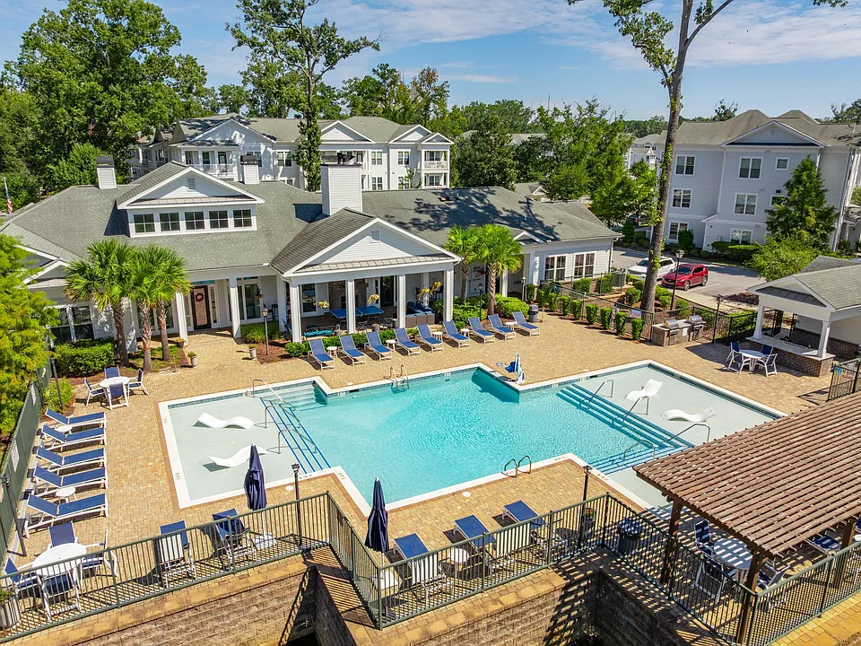 Bluewater at Bolton's Landing