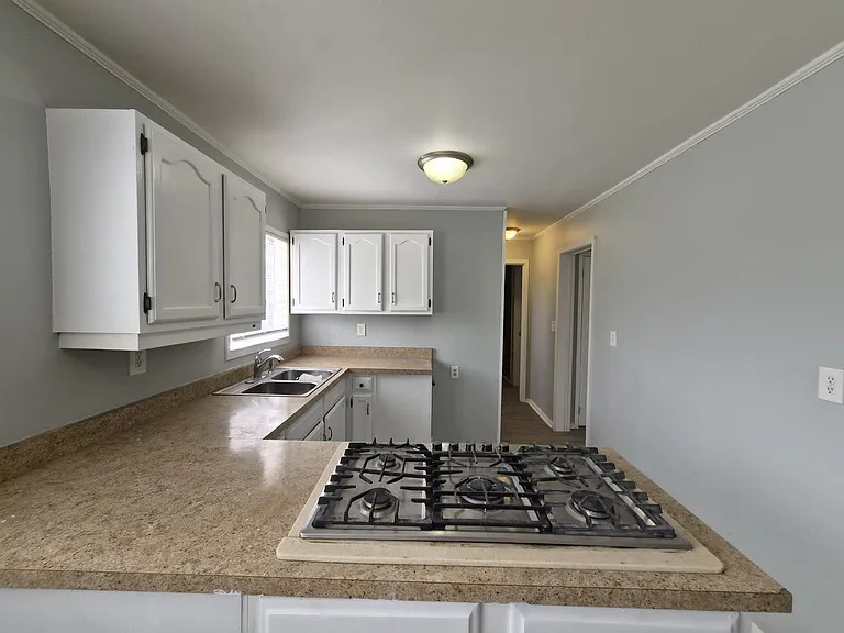 3747 Ireland Dr — Photo 14
