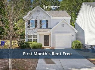 9461 Lakeview Rd, Union City, GA 30291