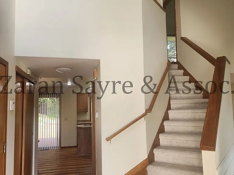 1213 SW 330th Pl — Photo 2