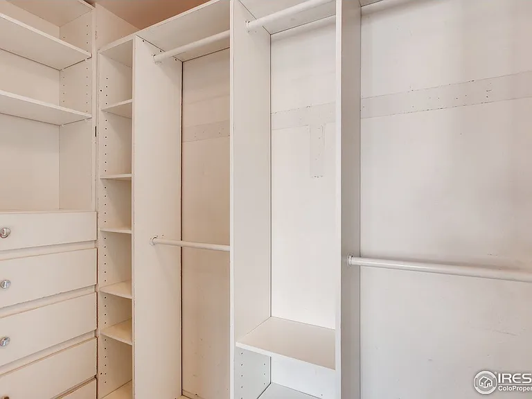 1126 Lochmore Pl — Photo 29