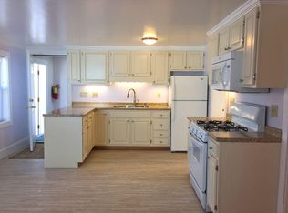 40 Chase St APT 2, Burlington, VT 05401