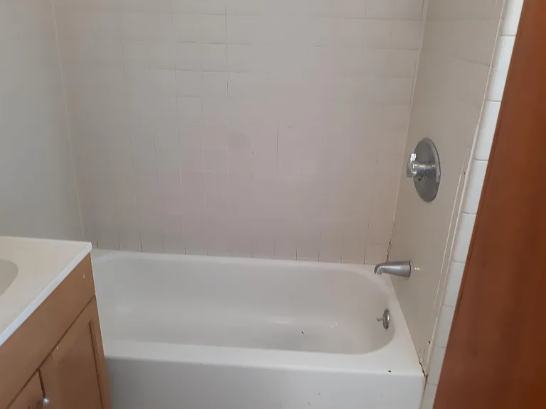 166 Wood St #2 — Photo 8