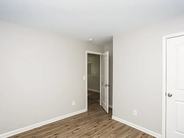 338 Olde North Church Dr — Photo 13