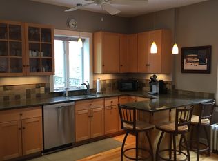 1633 Asbury Ave, Evanston, IL