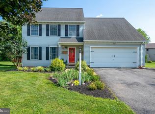 2014 Walfield Dr, Lancaster, PA 17601