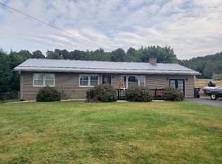 1532 Cranberry Rd, Galax, VA 24333