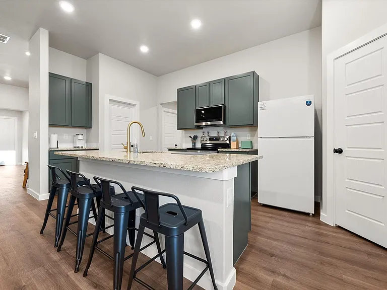 2140 Kokomo Ave — Photo 28