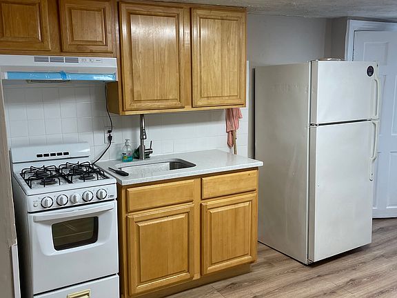 2nd image of 45 Roosevelt Ave #1