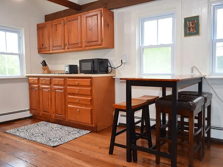 7 Granite St — Photo 9