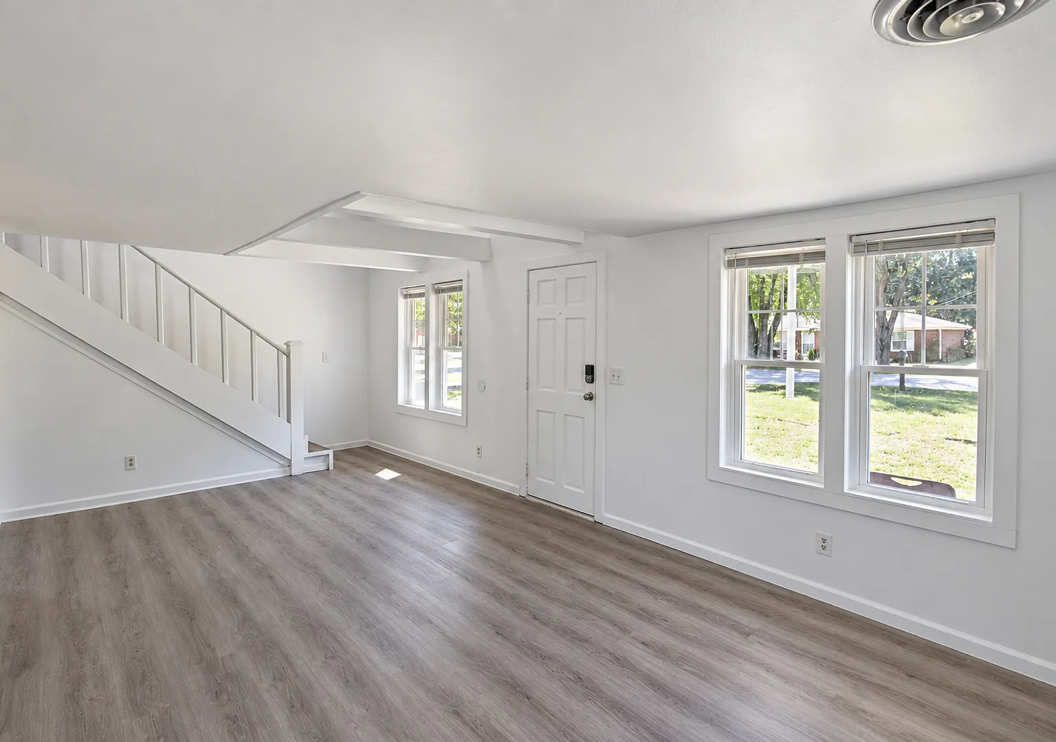 Pet-Friendly 2-Bedroom, 1.5-Bath Home with a Yard and Stainless Appliances — Photo 3