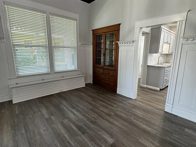1212 N Irwin St — Photo 17