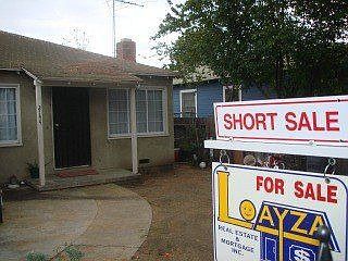 1st image of 2144 Clarke Ave