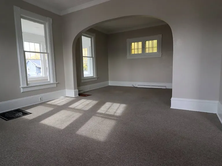 510 Bowen St — Photo 7