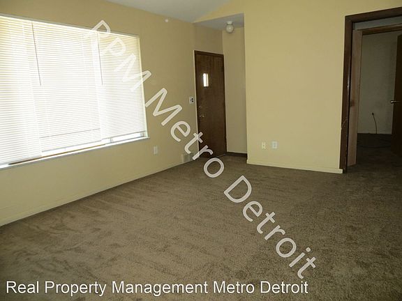 2nd image of 26830 Belleair St