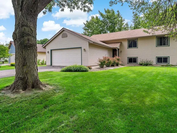1009 Rushmore Dr, Burnsville, MN 55306