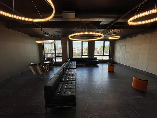 Rented by City Vista Inc | media 92