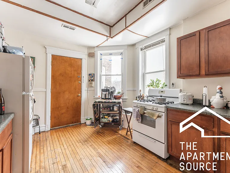 2615 N Halsted St #3 — Photo 9