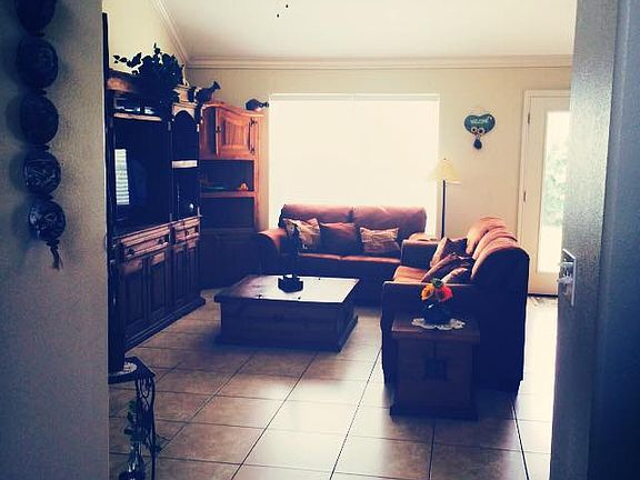 2nd image of 3655 Oviedo St