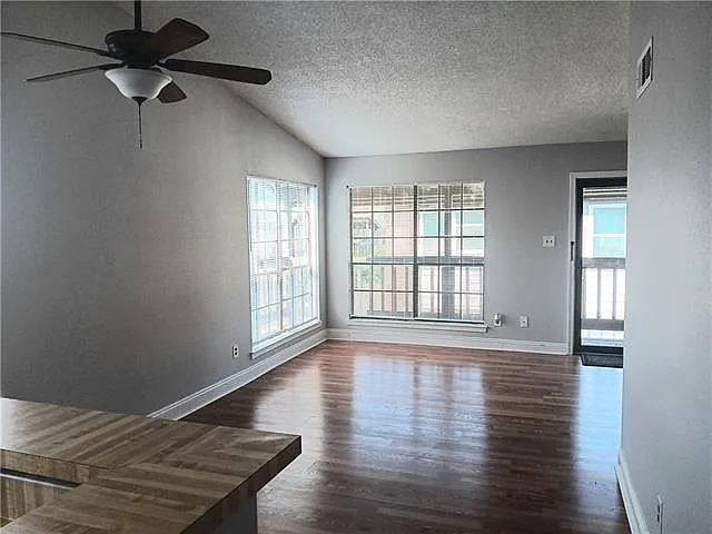 2912 Manhattan Blvd #132 — Photo 6