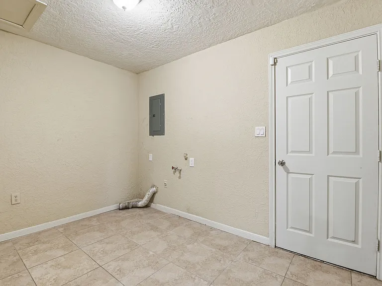 9052 Zapata Way — Photo 26