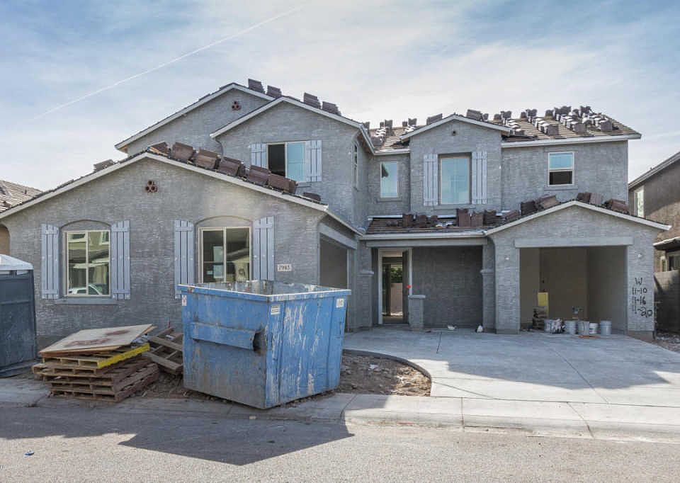 1st image of 7983 W Spur Dr