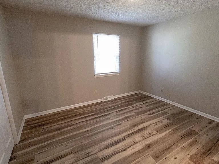 3716 Hermitage Rd #1 — Photo 14