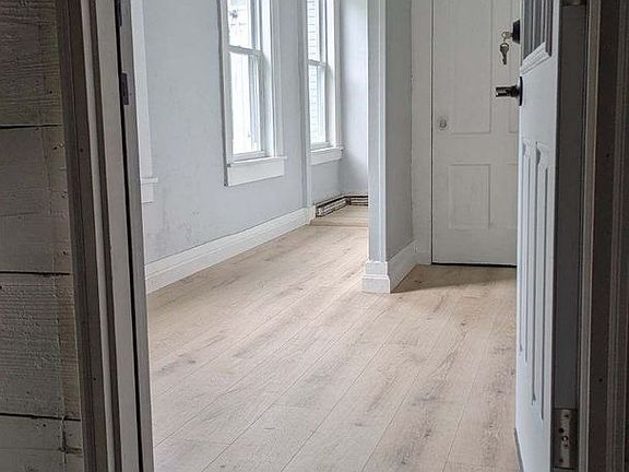 4th image of 156 N Main St #3