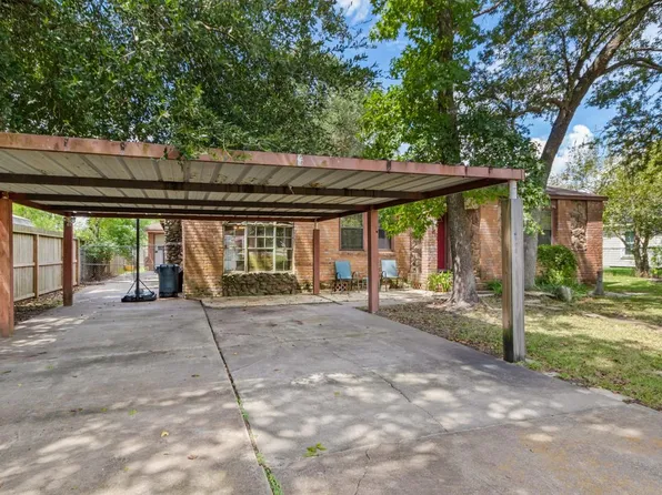 3908 N Terry St, Santa Fe, TX 77517