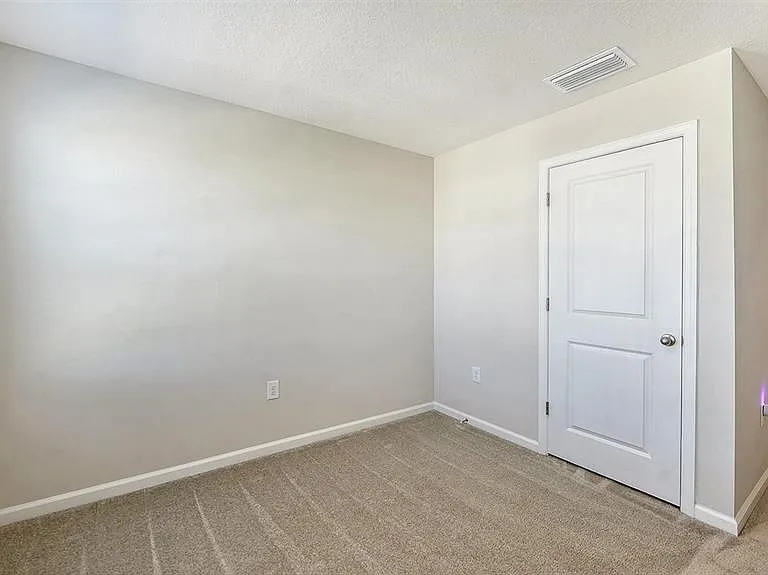 14244 Crimson Ave — Photo 38