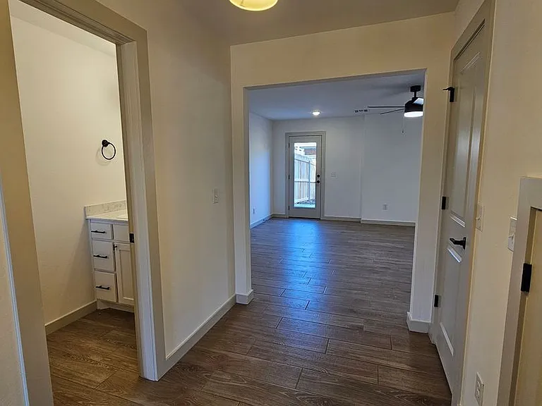 3213 Barley Ct — Photo 3
