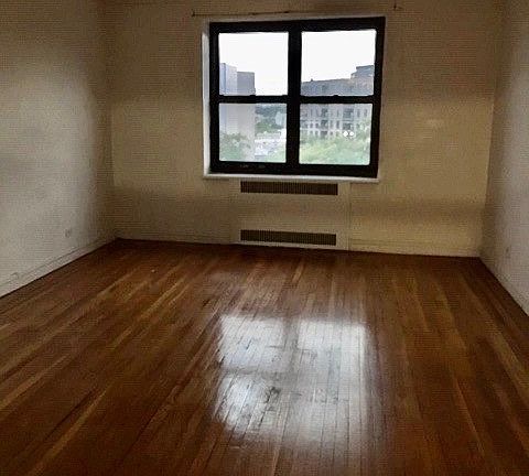 2nd image of 83-06 Vietor Ave #5L