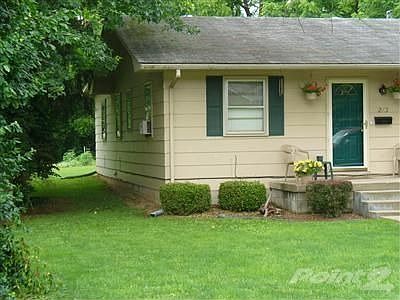 2nd image of 213 Bellevue Ave